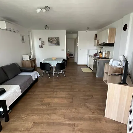 Lägenhet Apartments Amore Baška