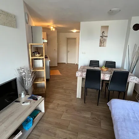 Apartments Amore Apartment *