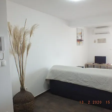 Apartments Amore דירה באסקה