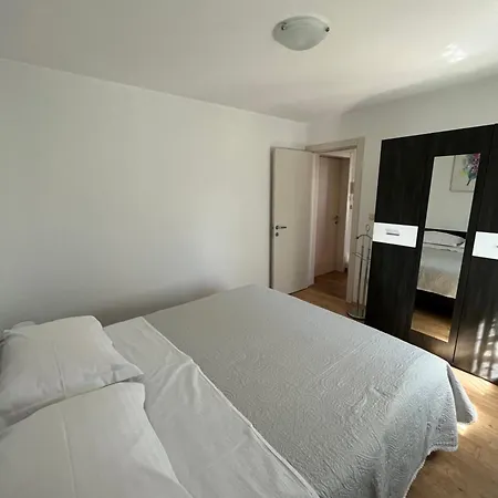 شقة Apartments Amore