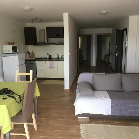 Apartments Amore باشْكا